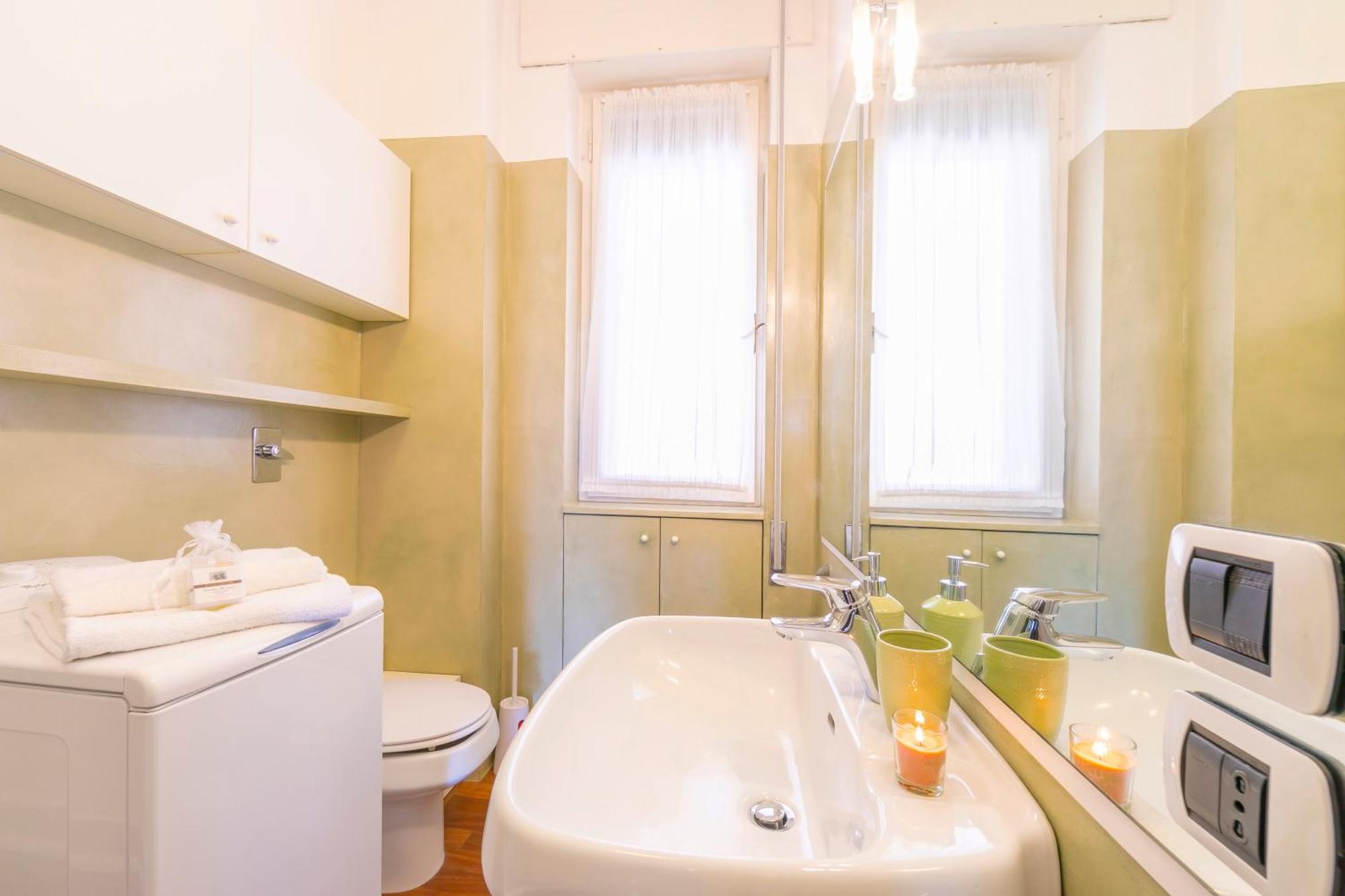 Appartamento Il Golfo Lake View - Happy Rentals Laveno Buitenkant foto