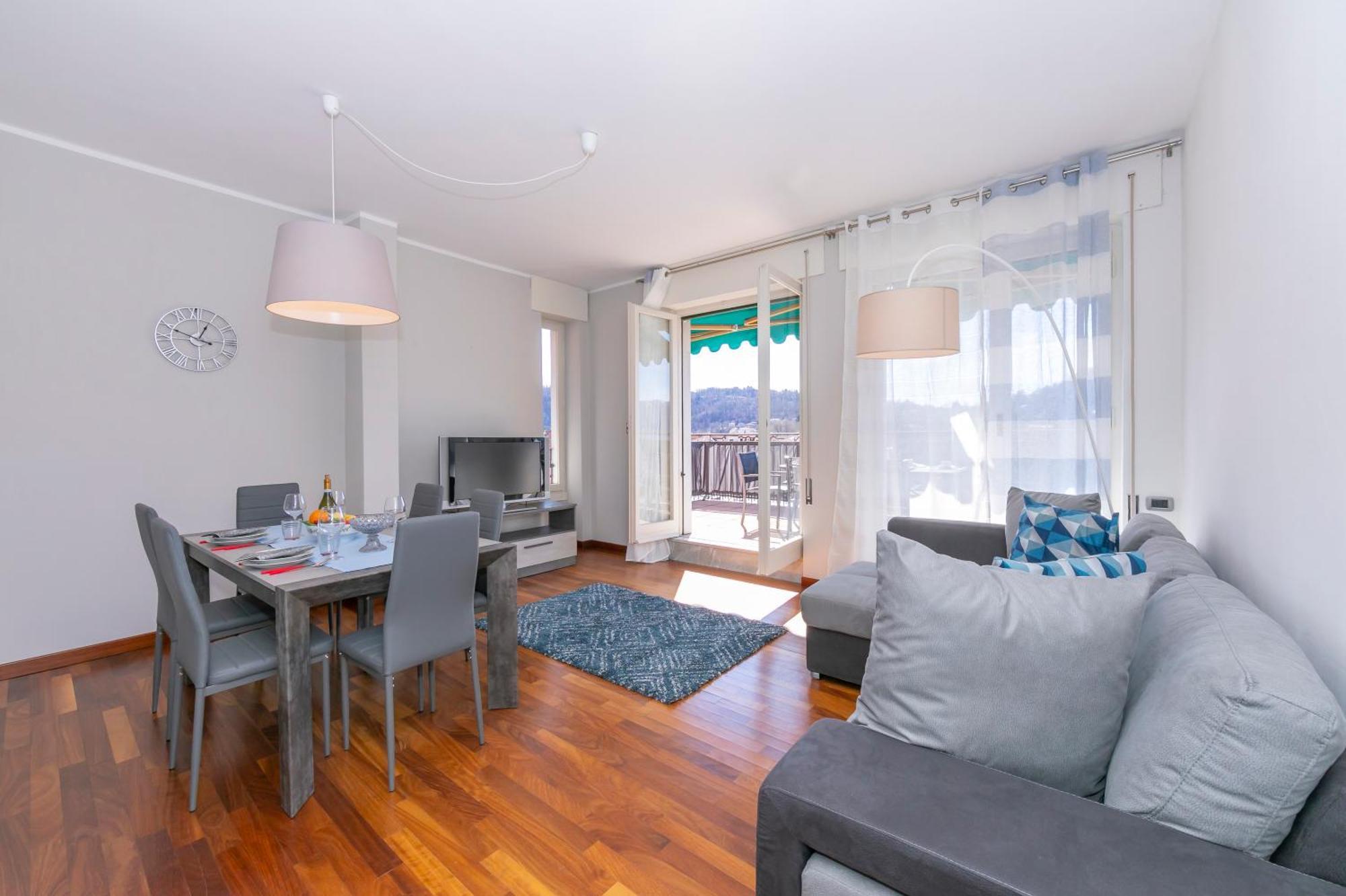 Appartamento Il Golfo Lake View - Happy Rentals Laveno Buitenkant foto